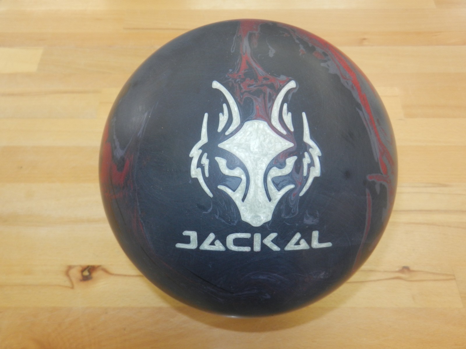 NIB 15# Motiv Jackal Onyx Bowling Ball - 15.2/3.4" Pin/2.40o