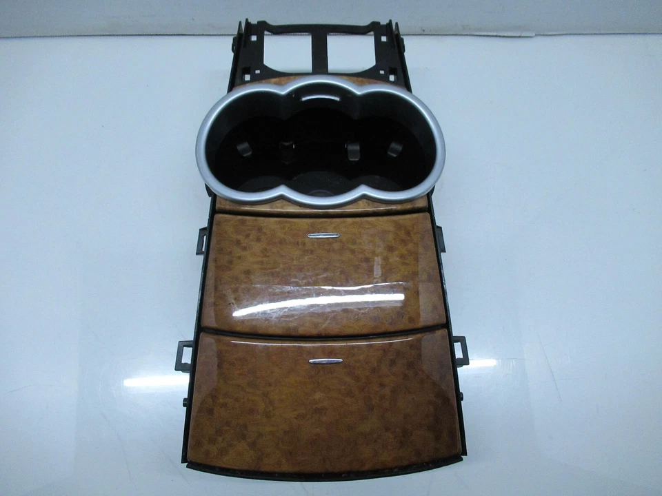 06-09 MERCEDES-BENZ W251 R350 中心控制台杯架托盘 原始设备制造商 — 第 3/4 张图片