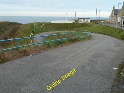 Foto 6x4 Haarnadel Kurve Portknockie Auf der Straße hinunter nach Portknockie Harbou c2014