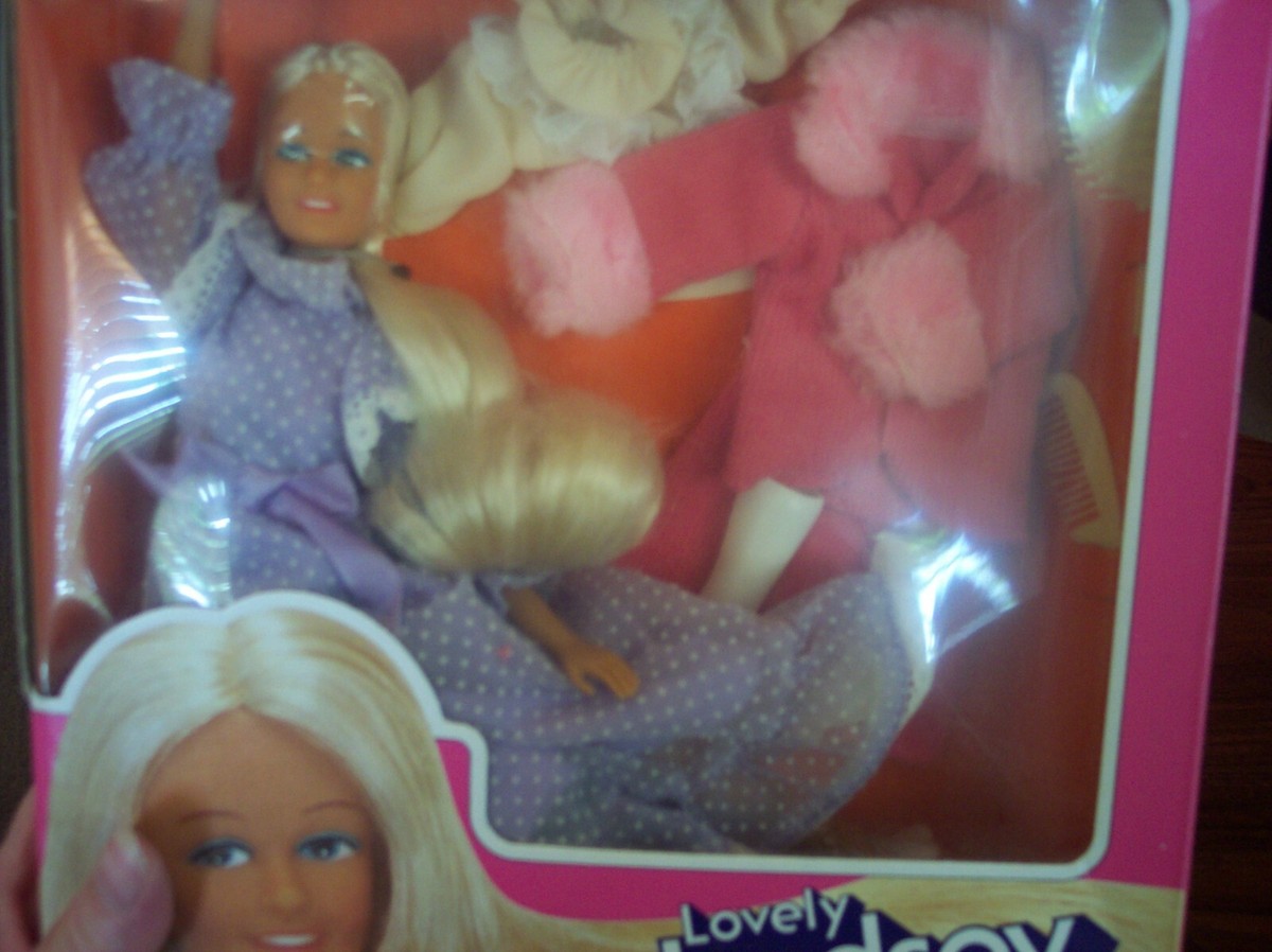 Vintage SEARS Department Store Lovely Lindsey Fashion Doll #4550