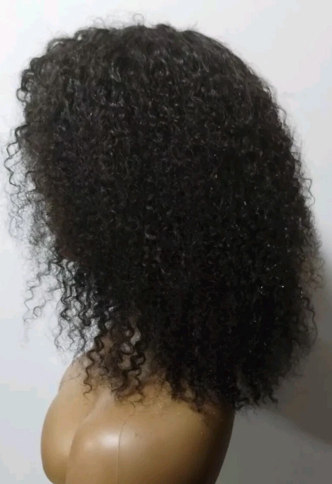 Peluca corta rizada afro cabello humano brasileño 18 pulgadas Foto 4 de 4