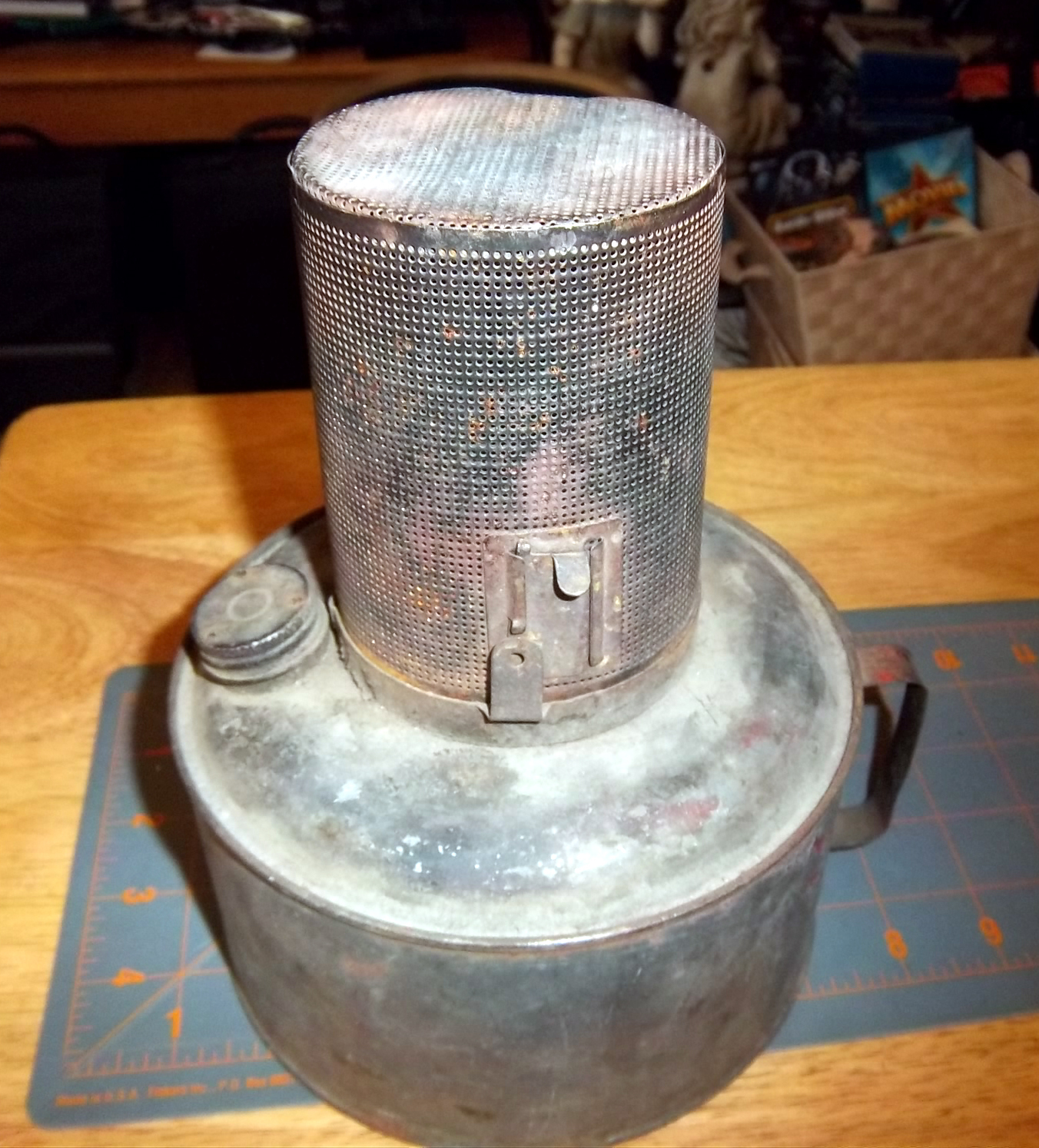Vintage Automobile Kerosene Antique Auto Motor Heater missing cap