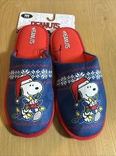 Peanuts Snoopy Men  s Christmas Slippers Snowflake Sz 11/12 Large NEW