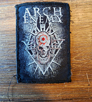 Arch Enemy Aufnäher Patch in Schwarz Weiß Grau Rot