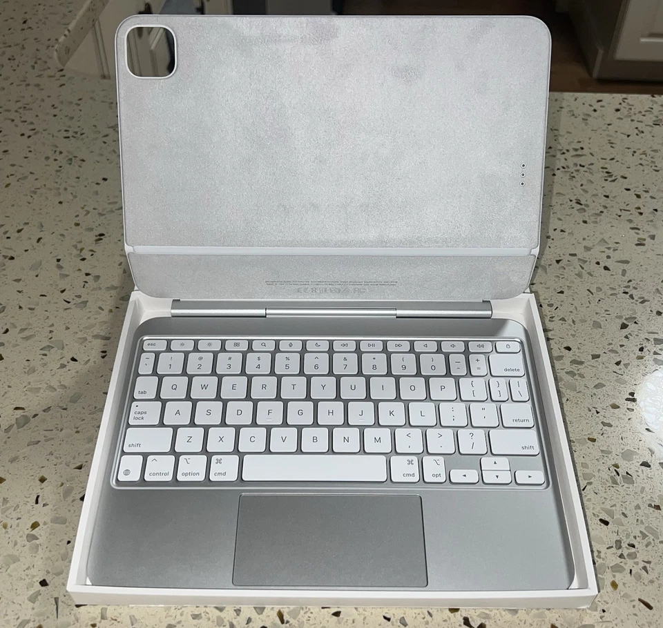 Apple iPad Pro Magic Keyboard 11-inch Silver - Excellent Condition - Image 2 of 4