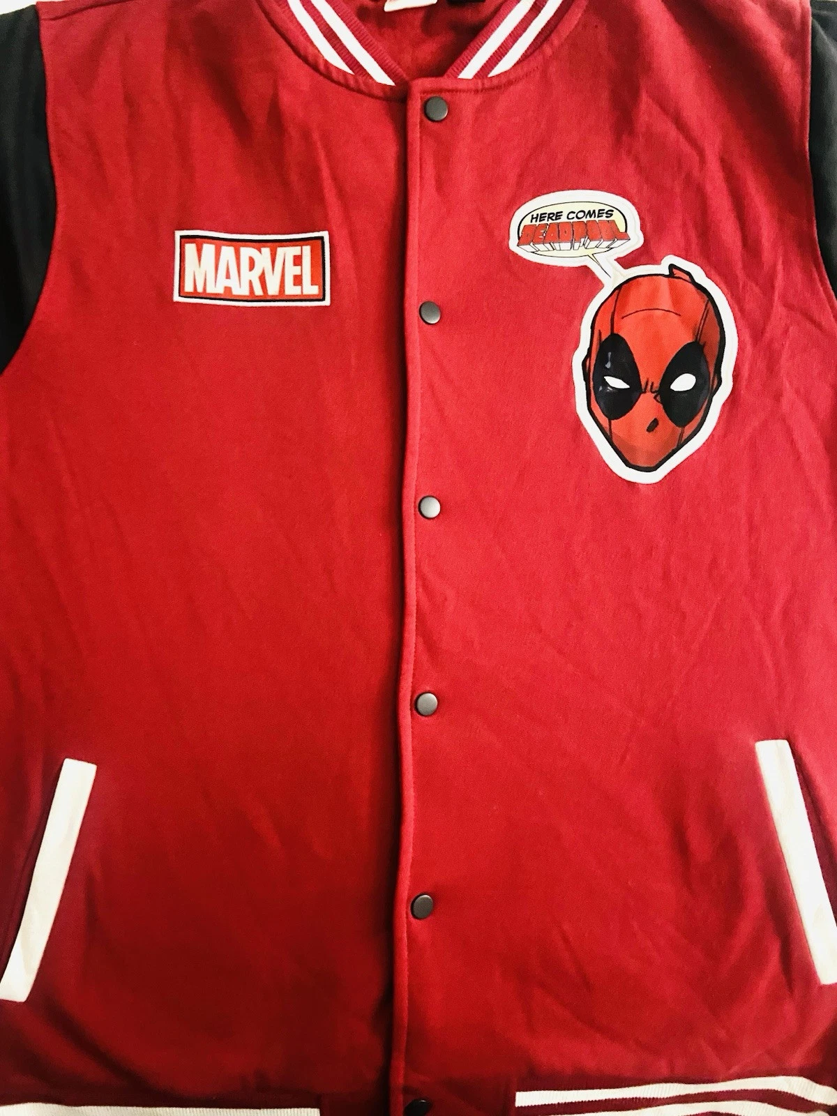 NEW Marvel Studios Deadpool Lightweight Varsity Jacket Red/Black Men’s Size L - product detail image 3