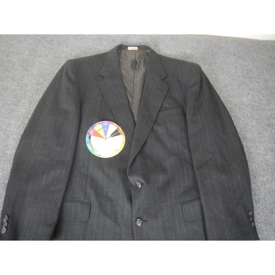 Botany 500 Couture Pure Wool Two Piece Suit Men's 46L x 38W Pinstripe Gray - Image 3 of 4