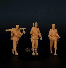 1/72 Wwii German Army Marching Posture 3pcs Person Plain  Miniature Soldiers