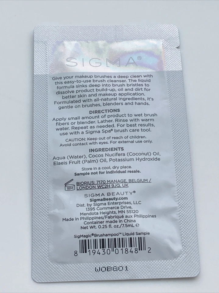 Muestra: Champú cepillo Sigmagic (0,25 fl. oz. / 7,5 ml) Foto 3 de 4