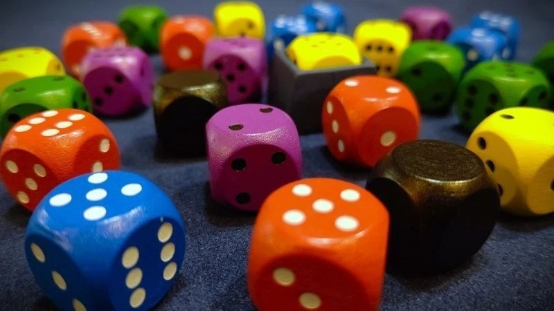 Nokosu Dice Board Game 2023 Edition English Manual Included Japan Trick Taking - Image 3 of 4