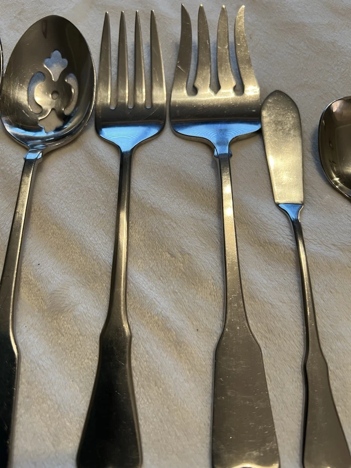 Oneida Community Stainless PATRICK HENRY 6 Pc. Flatware Hostess Serving Set - Image 4 of 4