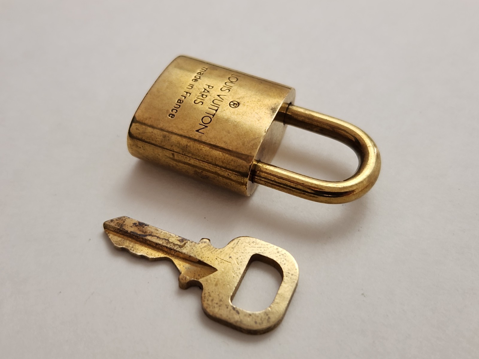 Authentic Louis Vuitton PadLock Solid Lock Key Br… - image 12