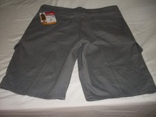 MENS WRANGLER RELAXED FIT STRETCH CARGO SHORTS SIZE 32 NWT