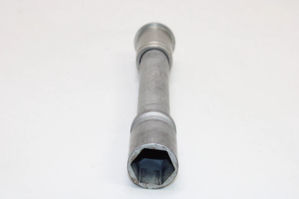 BMW S1000RR 2010 OEM LLANTA DELANTERA EJE PIVOTE PERNO Foto 4 de 4