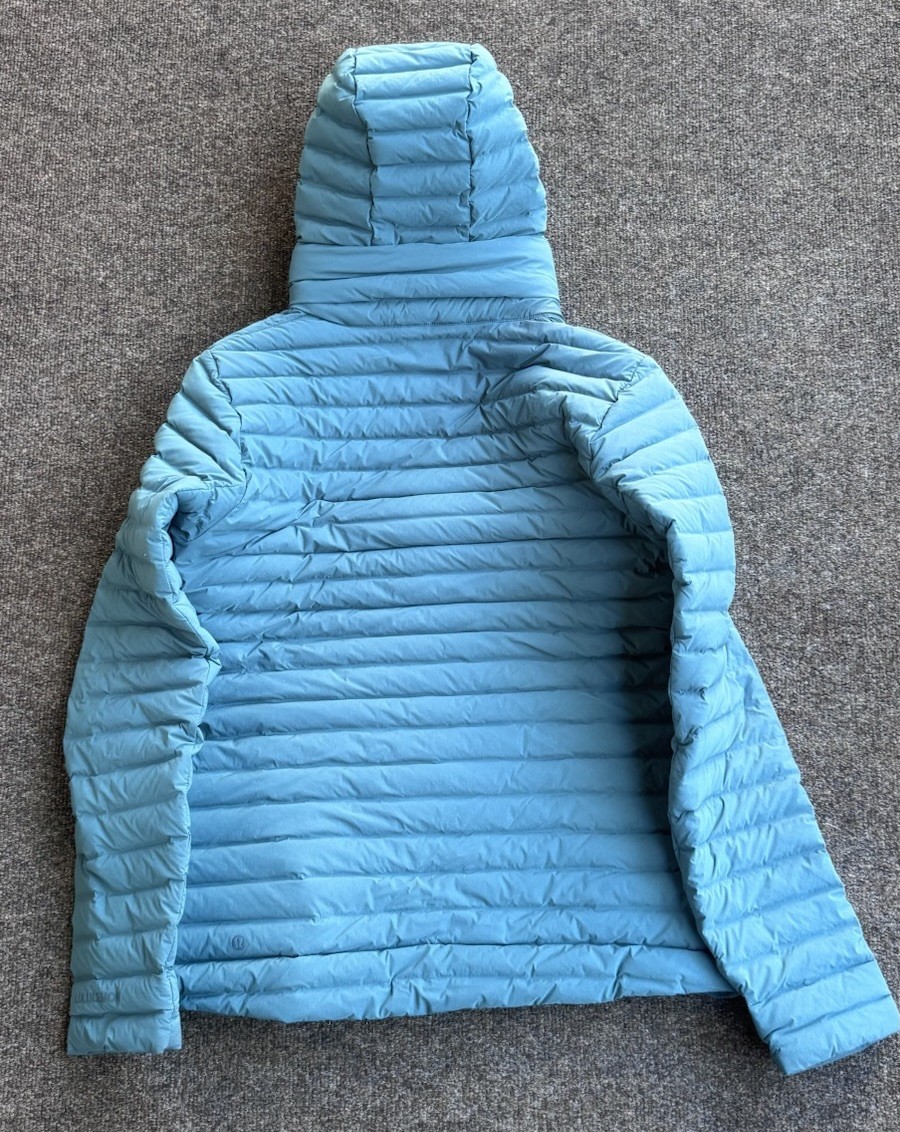 Lululemon PACK IT DOWN jacket Removable Hood GREE… - image 5