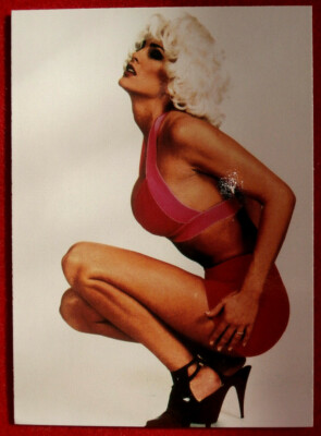 JULIE STRAIN - QUEEN OF THE B MOVIES - Card #24 - LOCAL BODY BUILDING SHOWS