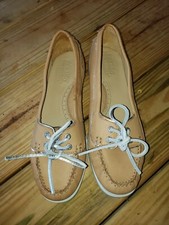 Women's Authentic Sebago Docksides SIZE 8.5