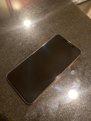 Apple iPhone 11 Pro Max - 64 GB - Gold (Unlocked)