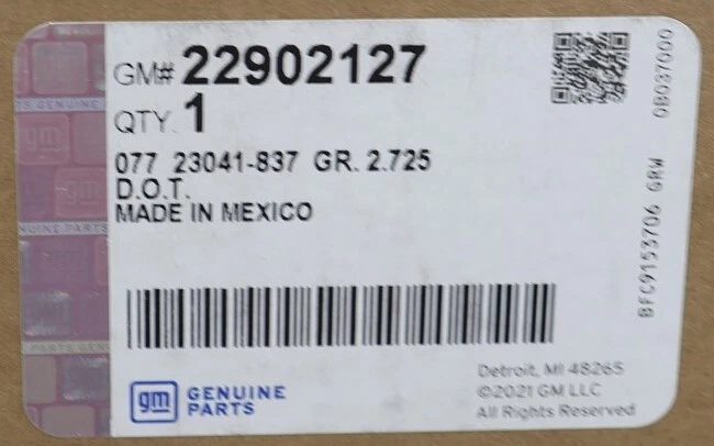 NEW OEM GM Passenger Headlight Halogen Projector 22902127 Chevy Volt 2011-2015 - Imagem 2 de 4