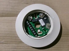 NEW SYSTEM SENSOR B224RB SMOKE DETECTOR BASE