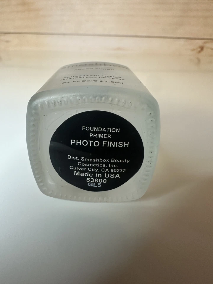 Smashbox Photo Finish Foundation Primer with Pump .93oz New Vintage - Image 3 of 4