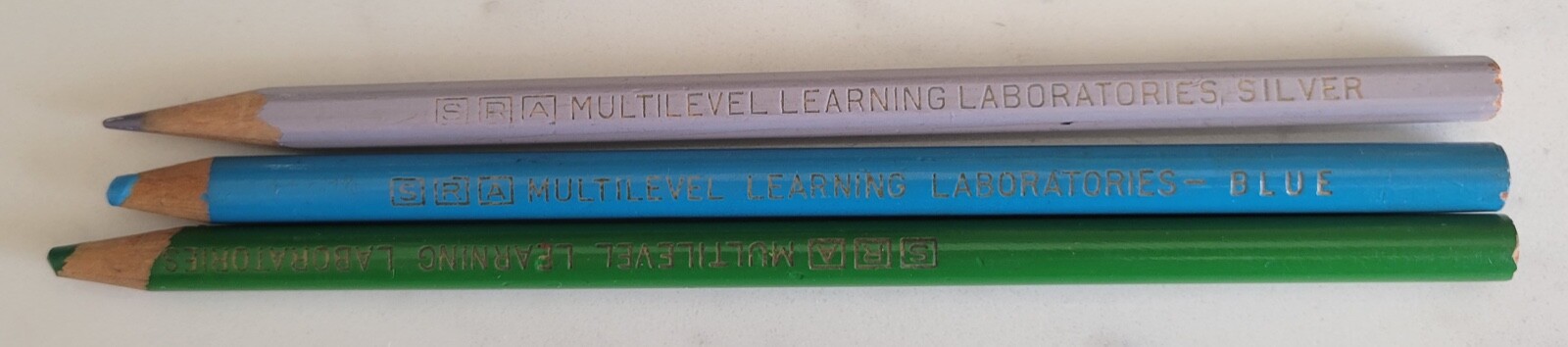 3 VINTAGE ~ SRA ~ Multilevel learning Laboratories ~ COLORED PENCILS 