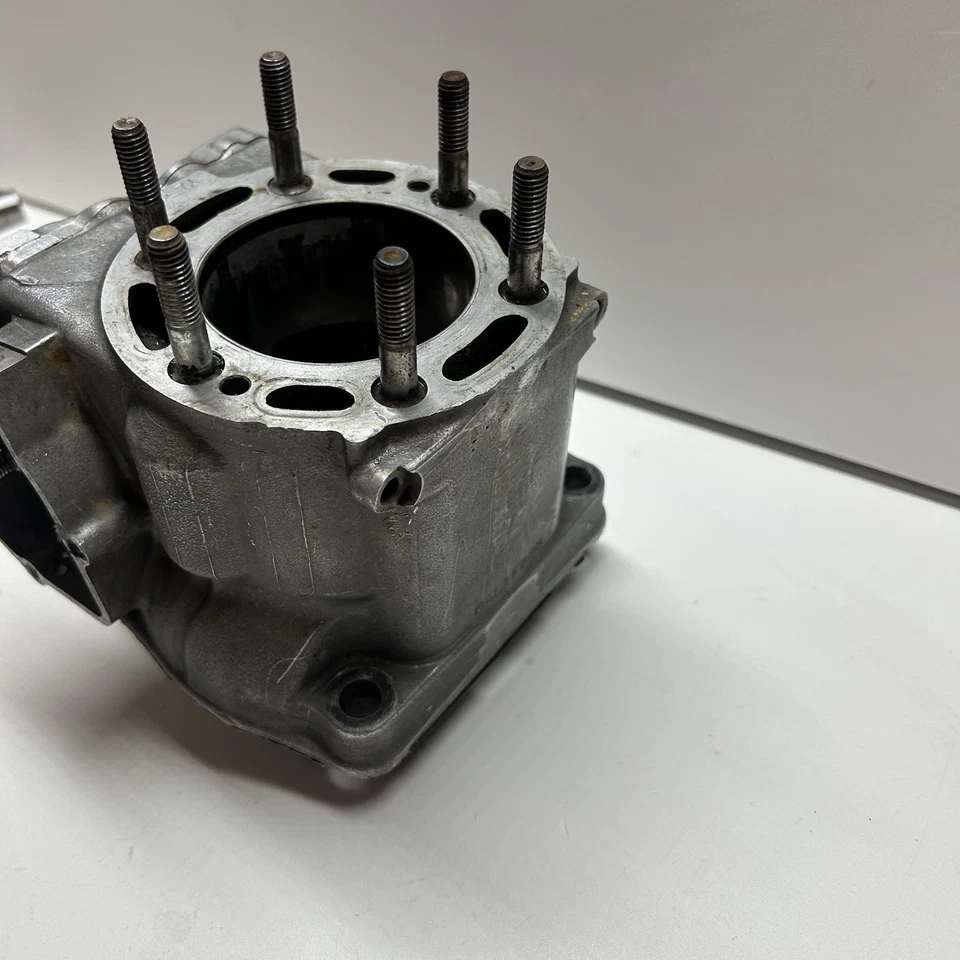 02 - 04 HONDA CR250R CR 250 R TOP END ENGINE CYLINDER BARREL BORE OEM - Image 3 of 4