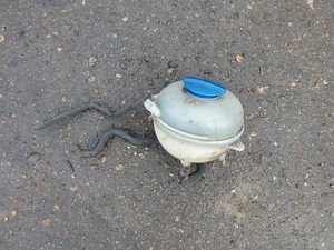 VW TRANSPORTER V T5 Furgon Ausgleichsbehälter 7h0121407 2.50 Diesel 13836137