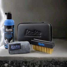 New Kicks  Co Shoe Sneaker 4 Pc Cleaning Kit w/Travel Case