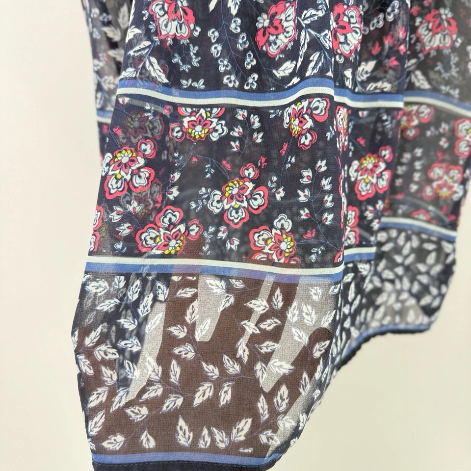GAP Tie Neck Sheer Chiffon Blue Floral Flutter Sleeve Blouse Sz L Preppy Boho - Image 4 of 4