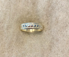 Sterling 925 Band with Hearts Size 7 1/2 - 3.4 Grams