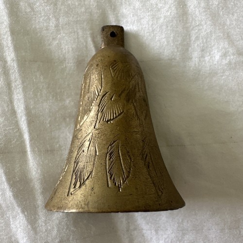 Vintage Etched Bell Brass 2 Inch Antique Leaf Floral Pattern - Bild 2 von 7