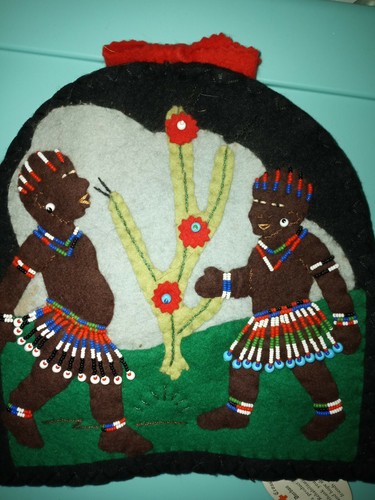 HANDGEMACHTER PERLENFILZ AUS ROTEM KREUZ SÜDAFRIKA - 50 JAHRE ALT - Bild 8 von 9