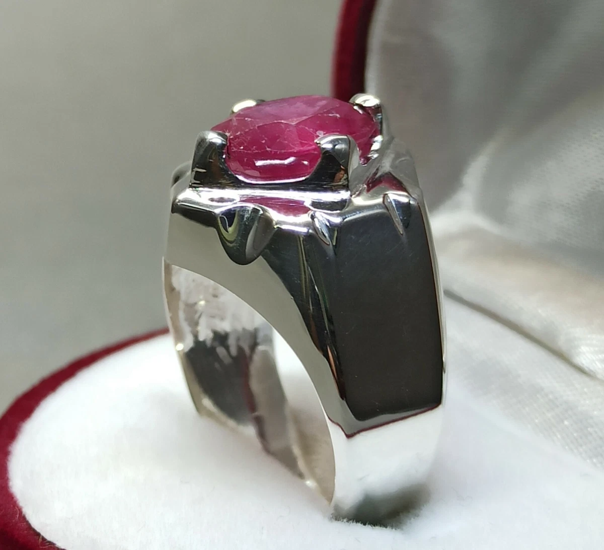 Buy Men's Ruby Rings | GLAMIRA.co.uk