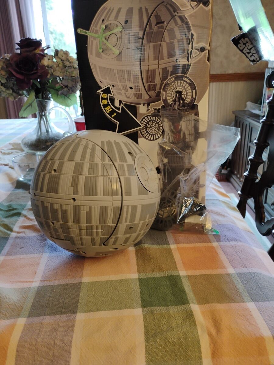 Takara Tomy Tomica Star Wars Death Star, Random Small Parts Takara Tomy Tomica Star Wars Death Star, Random Small Parts
