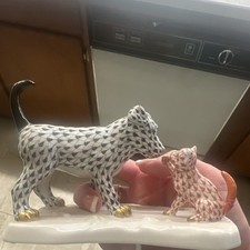 Herend Hand Painted Porcelain Fishnet Cat & Kitten Figurine Base Hungary VHB