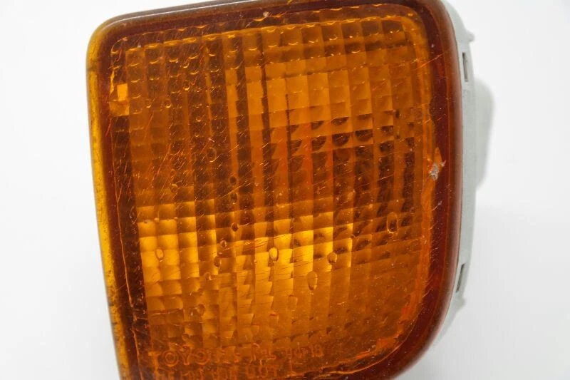 Luz de estacionamiento de esquina izquierda para conductor Toyota Tacoma 1997-2000 lámpara de estacionamiento intermitente Foto 4 de 4