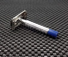 Vintage 1957 Gillette Blue Tip Super Speed DE...