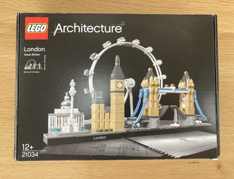 Excellent condition - LEGO Architecture Skylines London 21034 Complete Set