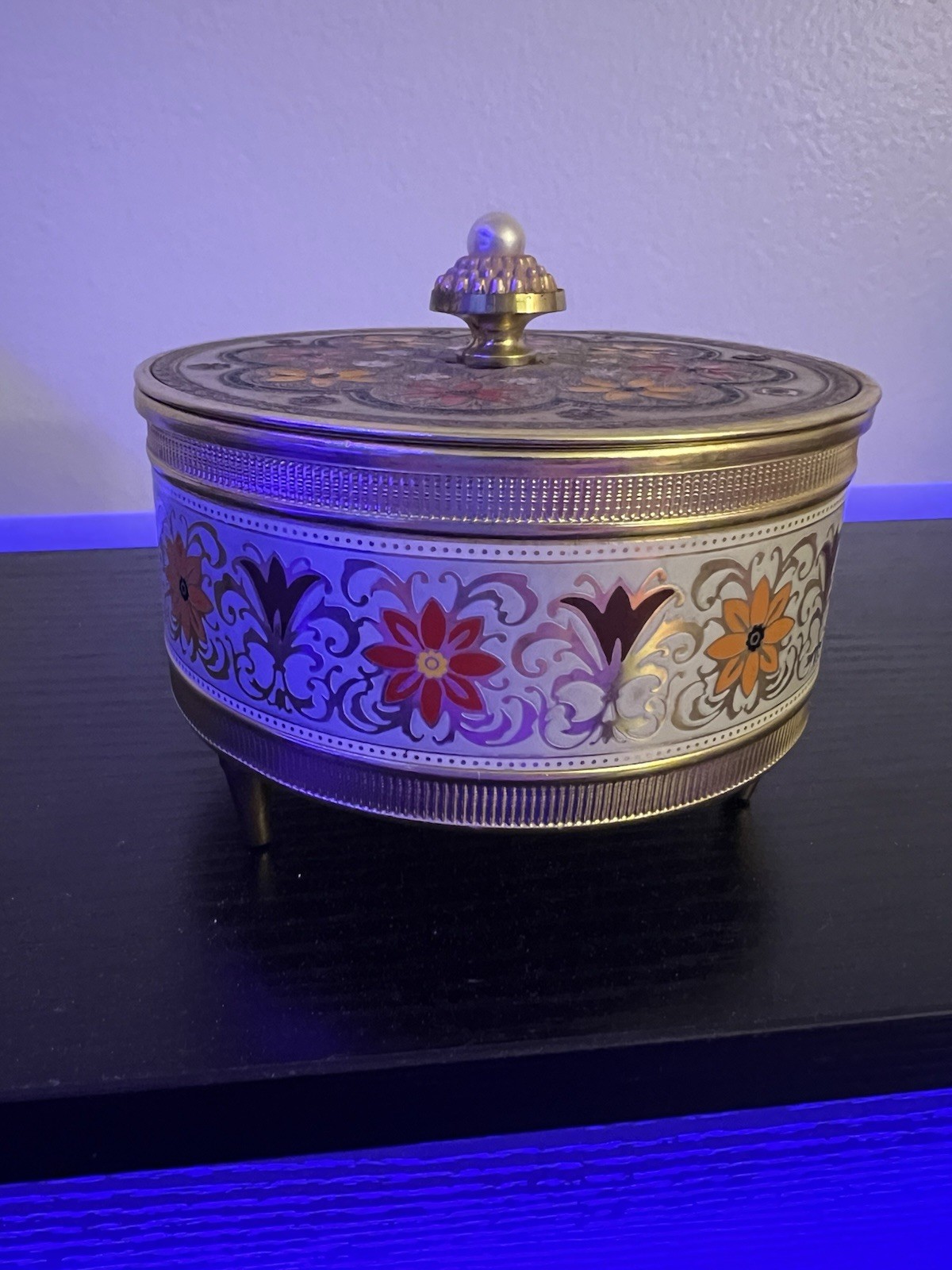 Vintage Sankyo Orgel Japanese Lullaby Music Powder Box Gold & Multicolor Flowers