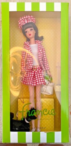 Barbie Silkstone Gold Label - Francie Doll with dog - Afbeelding 1 van 3