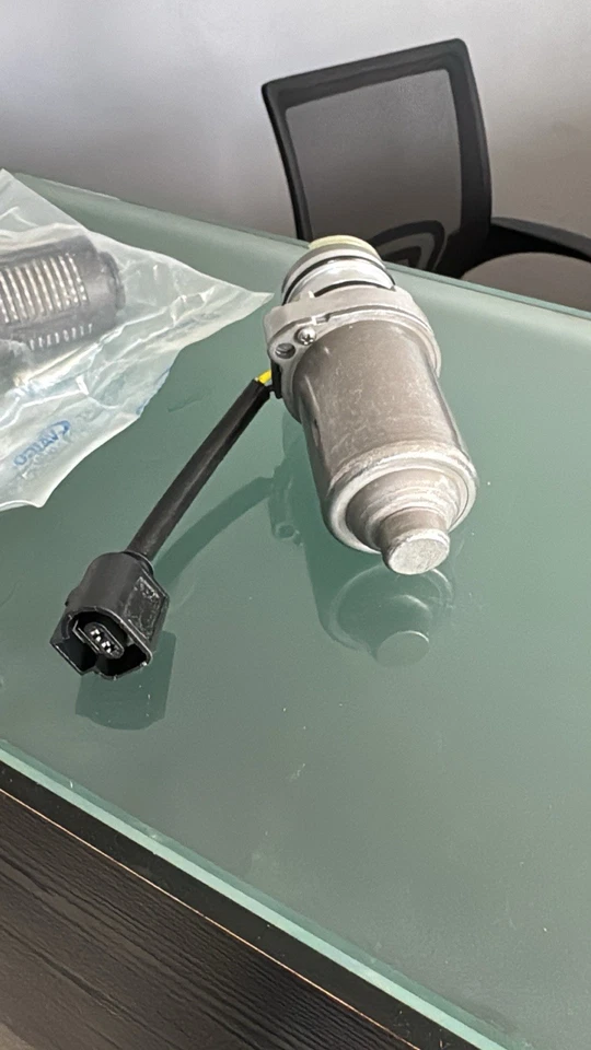 VAICO V48-0526 Clutch Pump Repair Kit fits LR075763 Land Rover Evoque Velar - Image 2 of 4