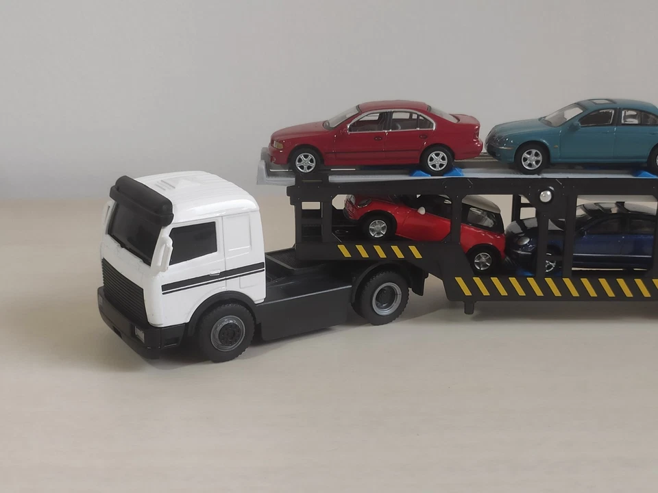 Mercedes-Benz Actros Bisarca Con Auto BMW,Jaguar,Lexus,Mini 1/72 Camion Truck - Immagine 2 di 4