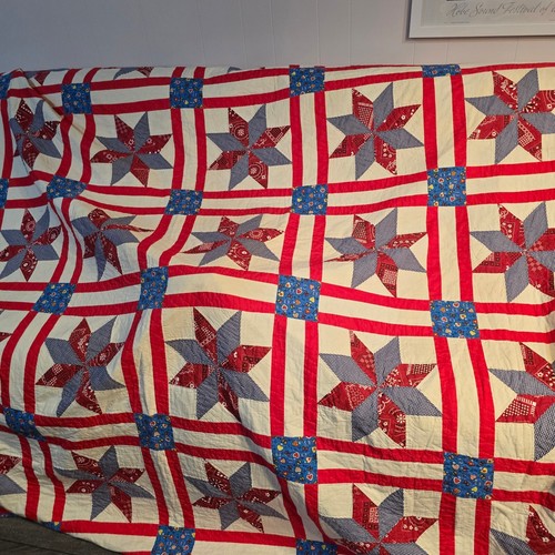 Vintage Handmade Red& Blue Star Patchwork Quilt Bandana Pattern Fabric 86 x 102