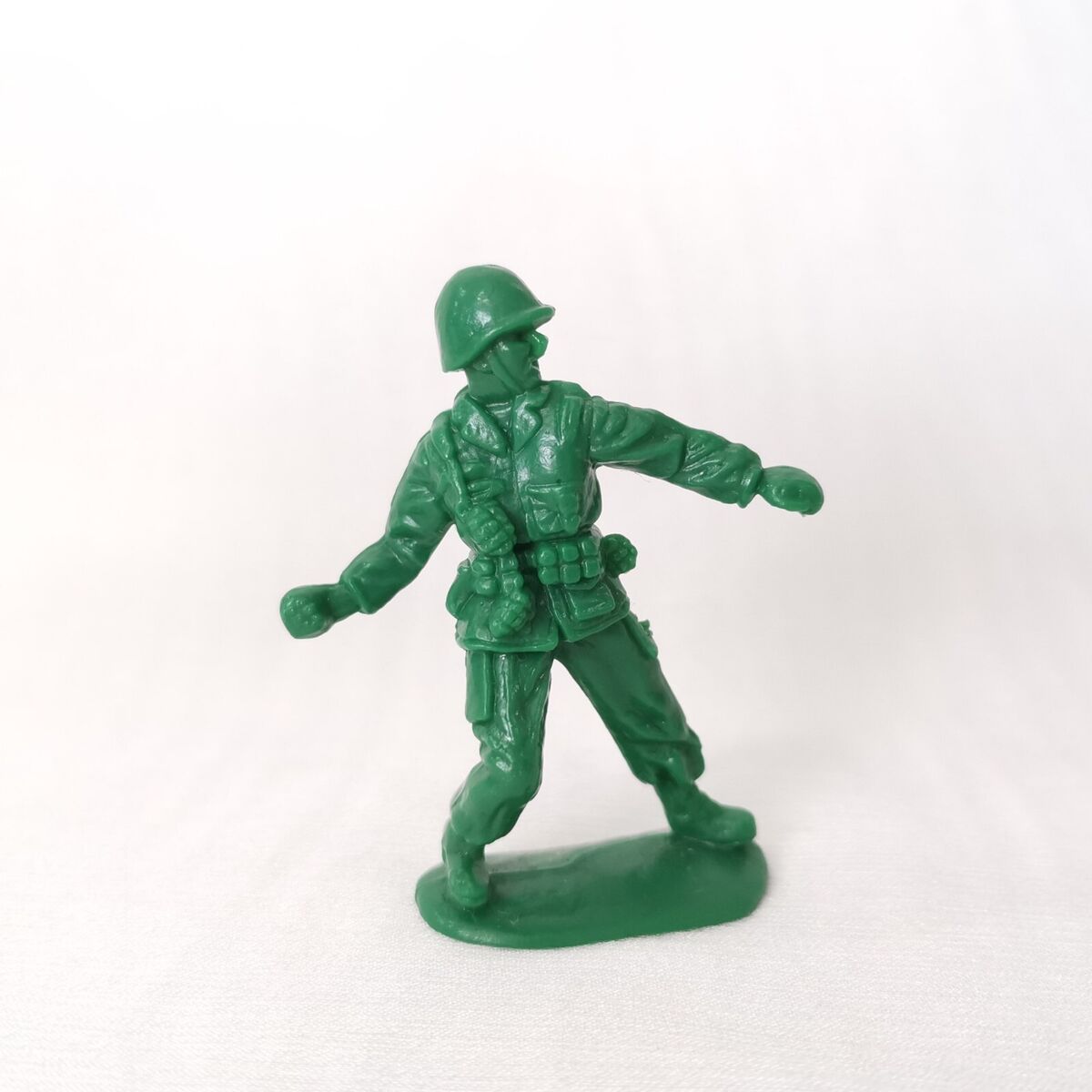 Japan Disney Toy Story Green Army Man Soldier Mini Figure Japan Disney Toy Story Green Army Man Soldier Mini Figure
