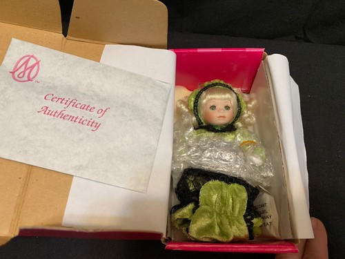 Marie Osmond BItty Beauty Bug "COUNTESS CATERPILLAR" w/COA (#4)