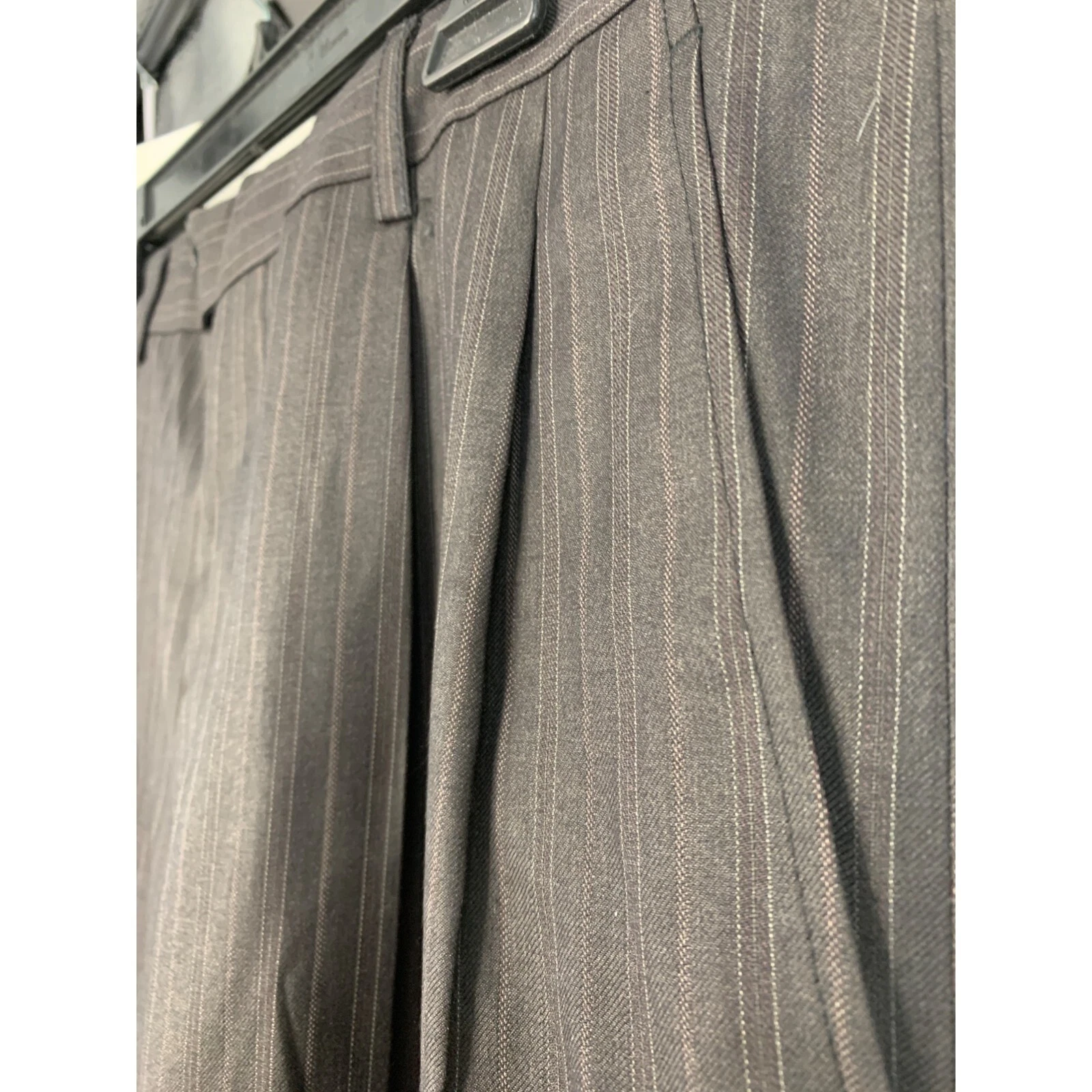 Pantaloni eleganti vintage Versace uomo plissettati lana gessato taglia 35 x 30 antracite 7528