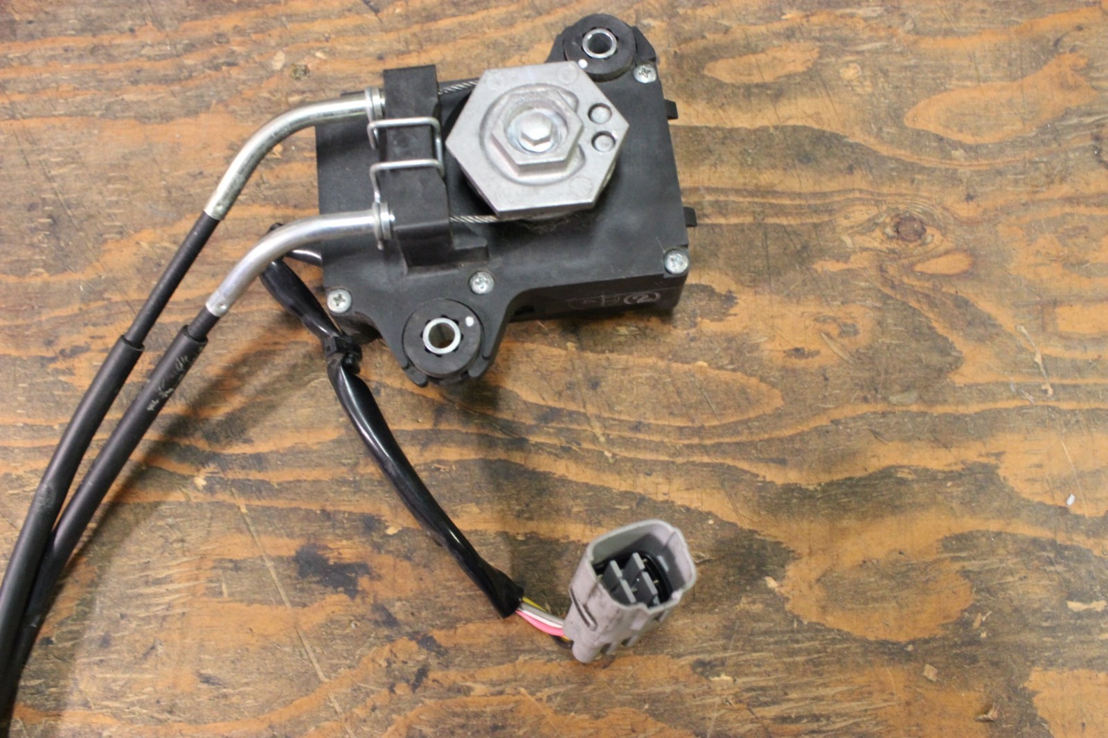 2014 SUZUKI GSXR 750 600 DENSO EXHAUST SERVO MOTOR CABLES LOW MILES 11