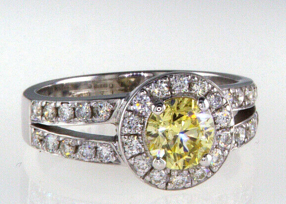 Anel de diamante 1,5 CT amarelo extravagante cor natural corte redondo brilhante certificado GIA - Imagem 4 de 4