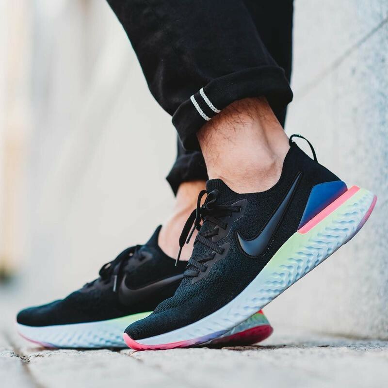 Size 10.5 - Nike Epic React Flyknit 2 